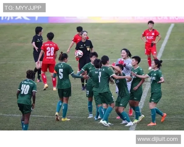 全国锦标赛积分榜更新上海足球队以56分稳居榜首争夺冠军