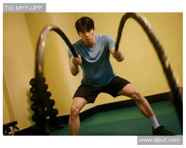 足球场上的肌肉魅力展现如何通过锻炼塑造完美腹肌