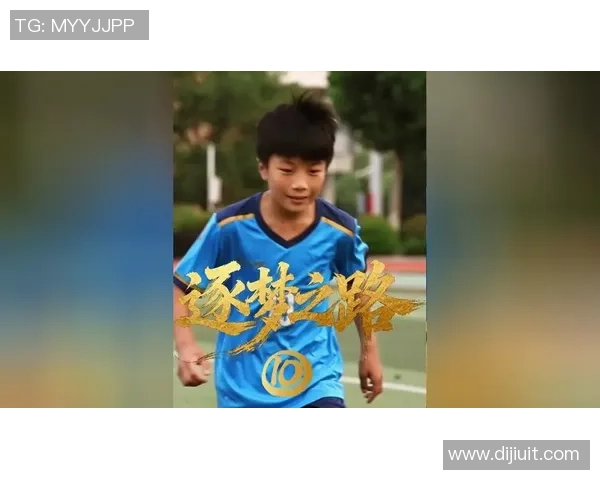 鏖战足球激情四溢赛场英雄逐梦之路展现团队精神与个人魅力的完美结合 鏖战足球激情四溢赛场英雄逐梦之路展现团队精神与个人魅力的完美结合